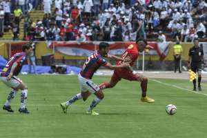 En el &uacute;ltimo partido de Pa&uacute;l V&eacute;lez, Deportivo Quito cay&oacute; 4-1 ante Liga. FOTO: Miguel Jim&eacute;nez / EL TEL&Eacute;GRAFO