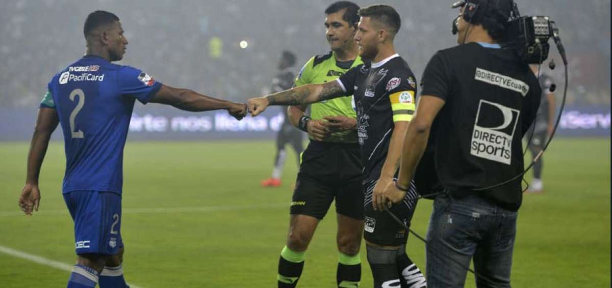 Francisco Silva recibi&oacute; la nacionalidad ecuatoriana