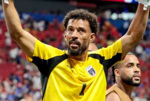 Vozinha, electricista y portero de Cabo Verde, emocion&oacute; al mundo al romper en l&aacute;grimas tras convertirse en la figura del encuentro disputado este 15 de junio.
