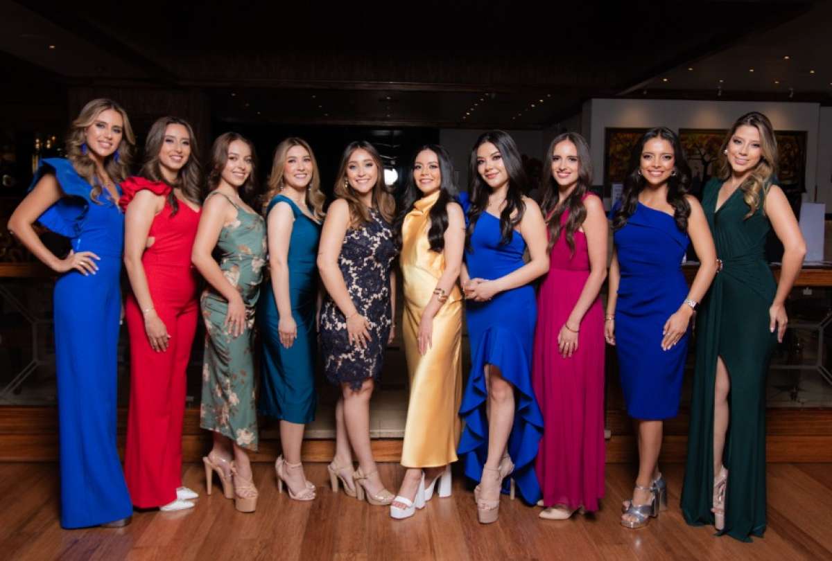10 candidatas buscan ser la nueva Reina de San Francisco de Quito 2025-2026