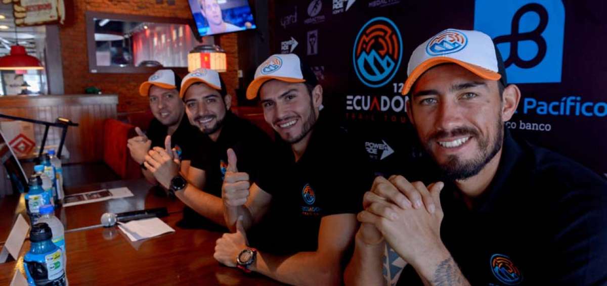 Desde la izquierda: Ricardo Vizca&iacute;no, Wilson Herrera, Gonzalo Calisto y Francisco Pinto, promotores del evento. 
