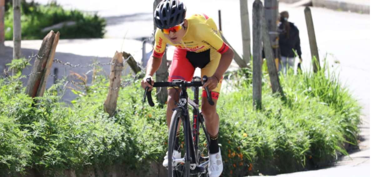 El ciclista ecuatoriano que pertenece al equipo "Team Avinal GW", lidera la Cl&aacute;sica Colombiana.