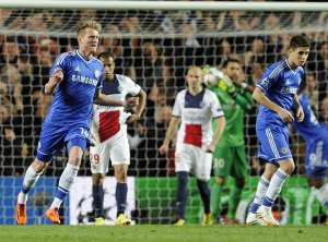 Chelsea de Mourinho sigue con vida en la Champions (VIDEO)