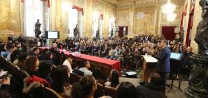 Rafael Correa expuso ante estudiantes de la Universidad de G&eacute;nova. El rector de la instituci&oacute;n, Paolo Camanducci, destac&oacute; la trayectoria del Jefe de Estado.