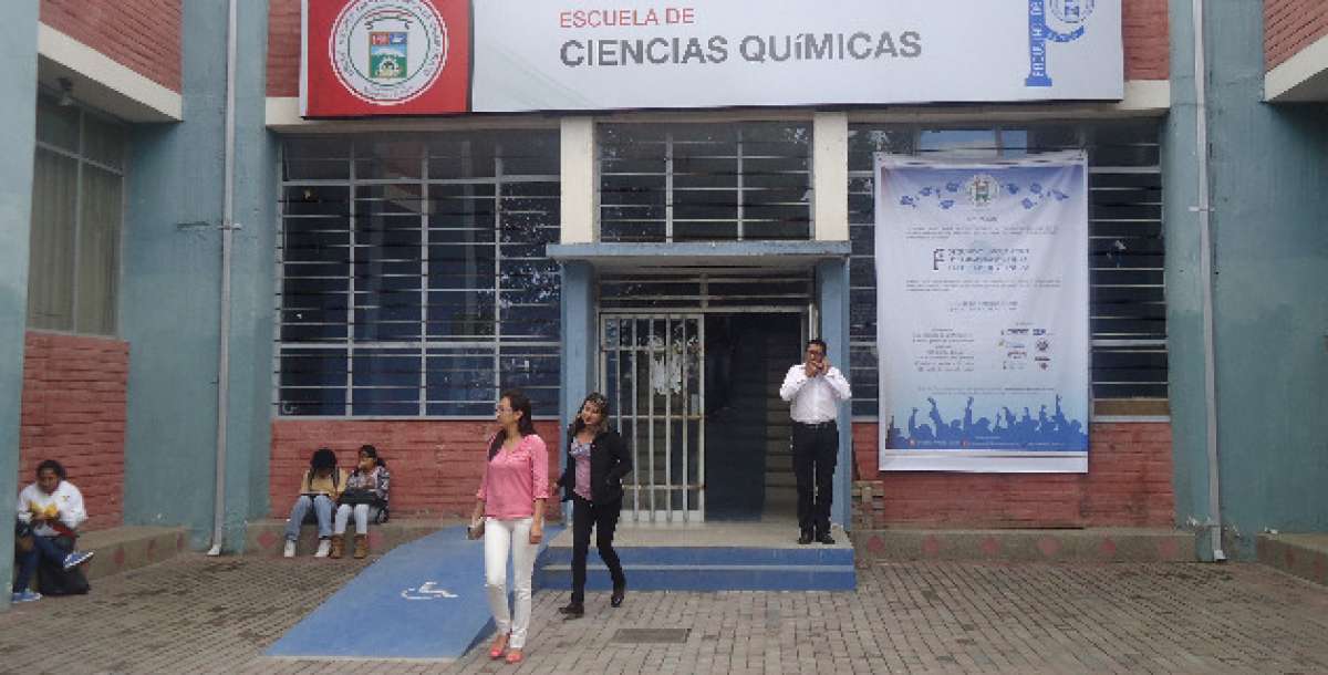 Proceso de subasta inversa de medicamentos fue analizado en Riobamba
