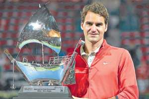 Roger Federer rompe una sequ&iacute;a de 8 meses sin ganar un torneo ATP, el &uacute;ltimo fue Halle. Foto: EFE