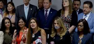 Cristina Reyes y Ana Galarza en rueda de prensa. 