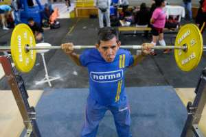 El guayaquile&ntilde;o Otton V&aacute;squez particip&oacute; en la categor&iacute;a M&aacute;ster 3, 66 kilos, en el nacional de potencia.