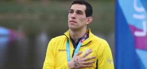 En aguas abiertas, Ecuador tuvo una nueva alegr&iacute;a con el nadador azuayo Esteban Enderica en la competencia de 10km, quien obtuvo la medalla de oro.