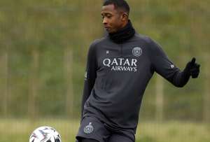 Willian Pacho ya tiene rival para los playoffs