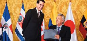 El Presidente de la Rep&uacute;blica, Len&iacute;n Moreno, recibi&oacute; ayer la carta credencial del embajador de Venezuela en Ecuador, Ren&eacute; de Sol&aacute;.