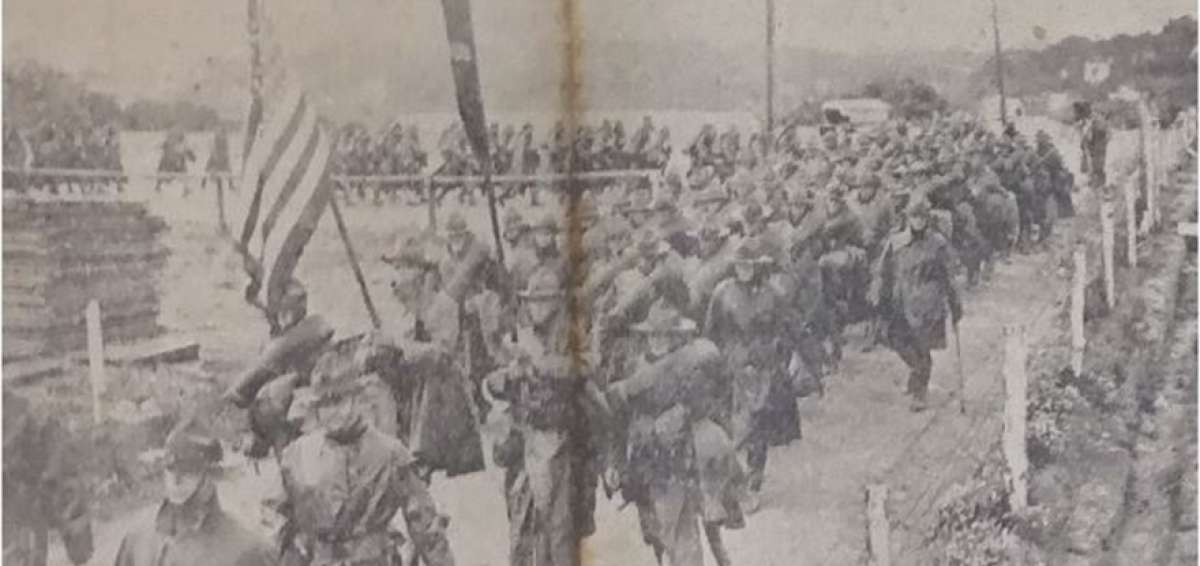Fuerzas de EE.UU. cooperan en la guerra europea