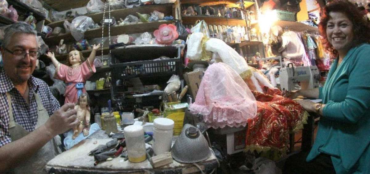 Los esposos Galo y Margarita comparten a diario en este local situado en el c&eacute;ntrico barrio Primero de Mayo.  