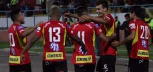 Deportivo Cuenca rescat&oacute; un punto sobre el final en Ambato