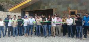 Personal del &aacute;rea ecol&oacute;gica durante la inauguraci&oacute;n. 