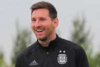 Bernd Schuster considera que Messi no debería volver al Barcelona
