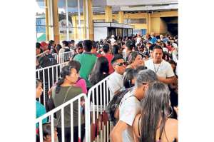 Deslave bloque&oacute; una v&iacute;a en Cuenca