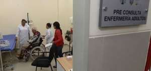 Antes de ser atendidos en consulta externa los pacientes pasan por el &aacute;rea de preparaci&oacute;n. Hay un zona para adultos y otra para ni&ntilde;os. Cardiolog&iacute;a y endocrinolog&iacute;a tienen alta demanda. 