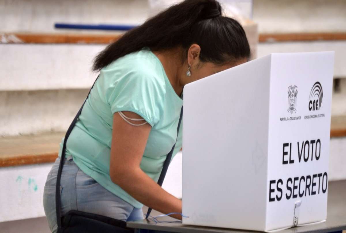 Este domingo, 15 de octubre de 2023, los ecuatorianos volverán a las urnas para la segunda vuelta electoral. 