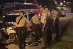 La Policía confirmó la detonación de un tanque en el puente de Archidona, en Napo.