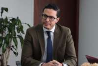 César Vásquez permanecerá como Secretario del Senescyt. 