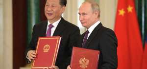 A la ceremonia asistieron el presidente ruso, Vlad&iacute;mir Putin, y su hom&oacute;logo chino, Xi Jinping. 