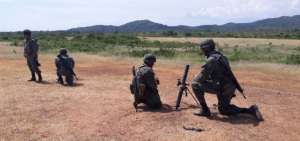 El Ej&eacute;rcito utiliza artefactos explosivos cuando realiza las pr&aacute;cticas militares en Engabao.