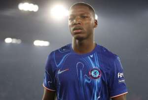 Moisés Caicedo cierra el año a lo grande