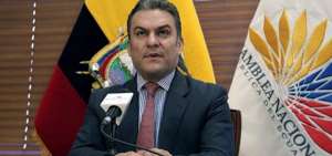 Patrocinador de Serrano califica de absurda denuncia de Garc&iacute;a