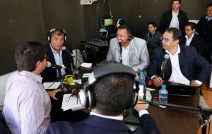 El mandatario particip&oacute; de una entrevista en Radio Vox. Foto: Presidencia de la Rep&uacute;blica