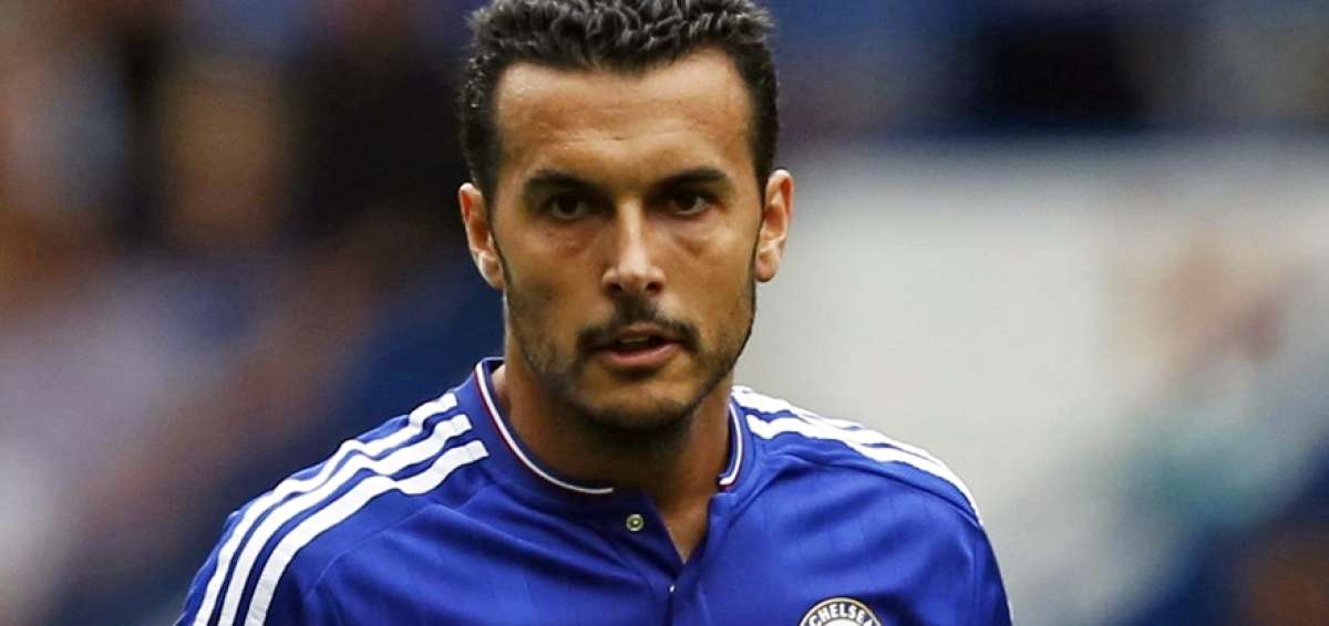 Chelsea gole&oacute; al Peterborough con un memorable doblete de Pedro