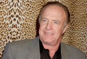 El actor, ampliamente reconocido por su papel en la película El Padrino, falleció a los 82 años de causas naturales.