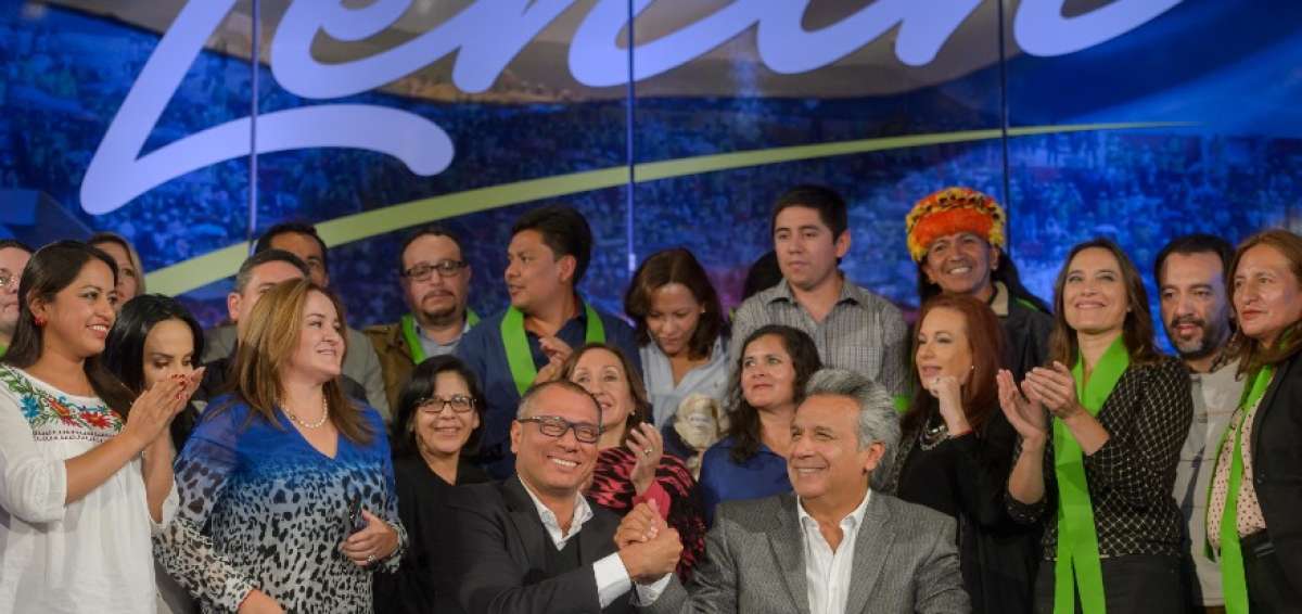 El presidente electo, Len&iacute;n Moreno, y el vicepresidente, Jorge Glas, estuvieron ayer en la sede de campa&ntilde;a en Quito con todo su equipo.