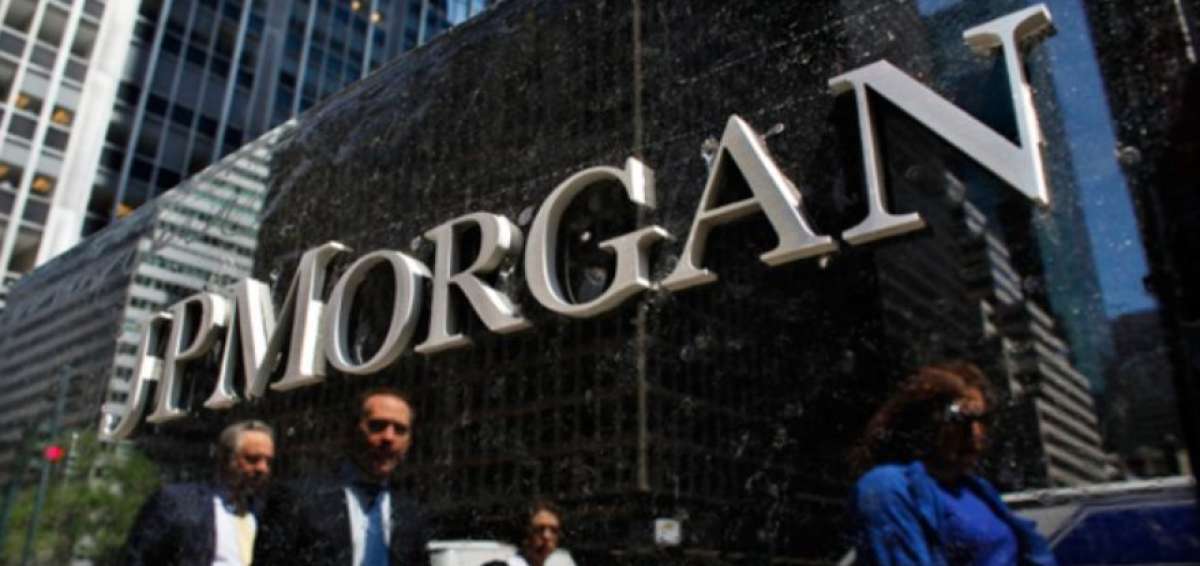 La calificadora de riesgo JP Morgan destac&oacute; la reducci&oacute;n del riesgo pa&iacute;s de Ecuador. 