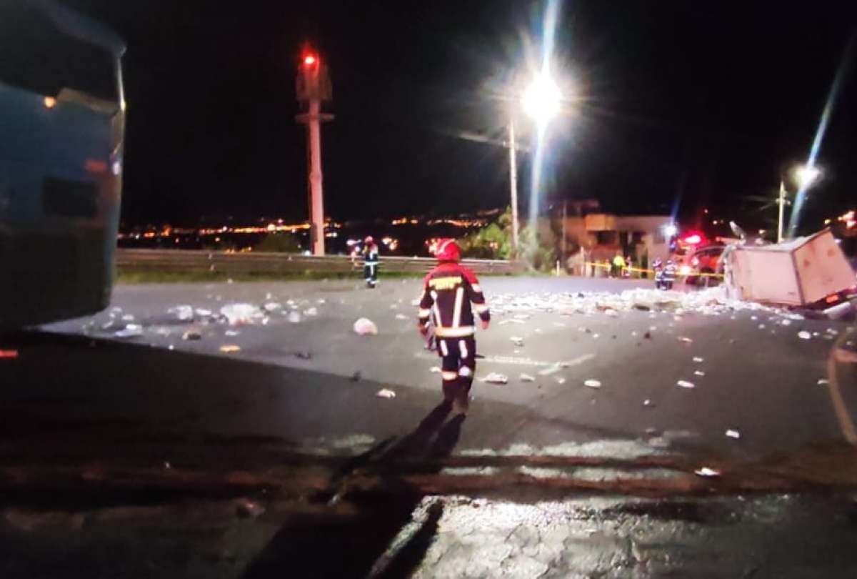 Unidades de emergencia atendieron a heridos en la Panamericana Sur