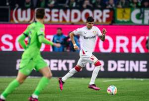 Piero Hincapié fue titular en el empate del Leverkusen