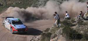 Hayden Paddon pasa a liderar el Rally de Argentina