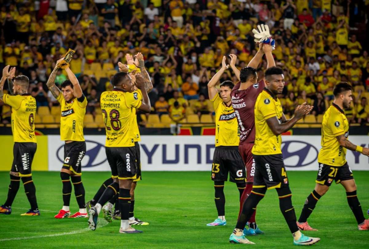 Barcelona y Botafogo dejan todo abierto tras empate en el Monumental