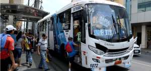 Conductores de buses en Guayaquil circulan con temor a disturbios