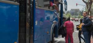 Dirigentes de transportistas no descartan paralizaci&oacute;n del servicio.