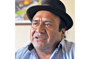 El apoyo del exbanquero Lasso &ldquo;deslegitima la lucha social&rdquo;