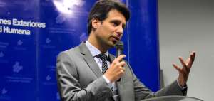 Guillaume Long, canciller del Ecuador.