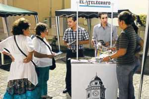 Archivo Hist&oacute;rico hizo verbena por festividad