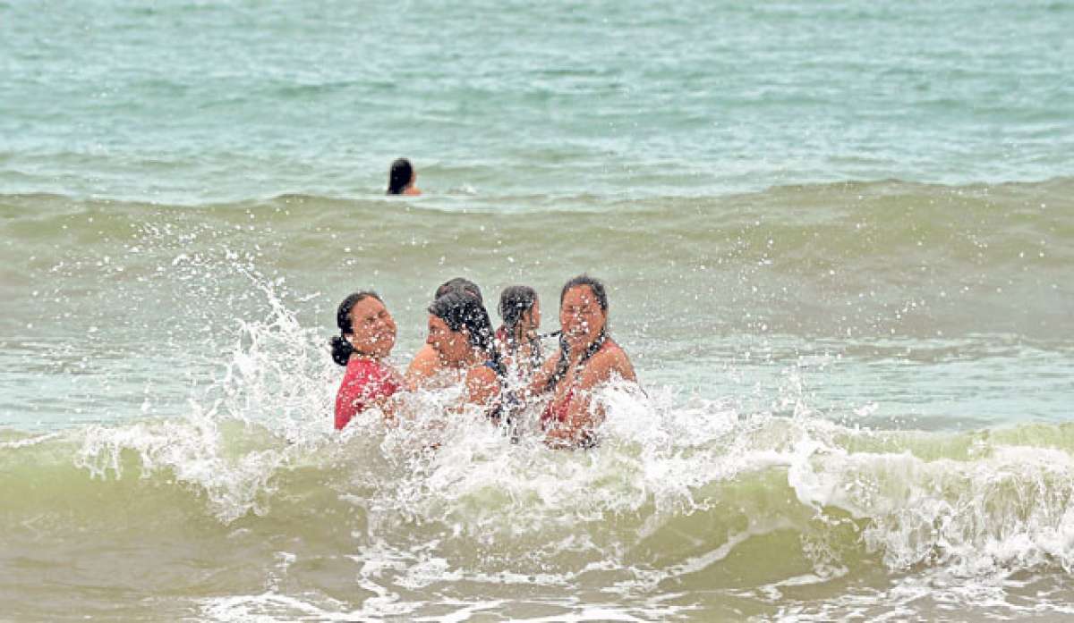 La playa es, desde hace varias d&eacute;cadas, el destino preferido de los habitantes de la serran&iacute;a ecuatoriana como destino durante la &eacute;poca de vacaciones. Foto: Archivo/ El Tel&eacute;grafo