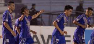 Emelec venci&oacute; (2-1) ag&oacute;nicamente a Fuerza Amarilla