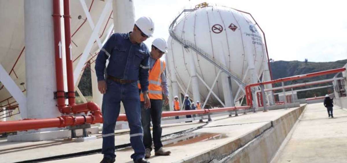 Los trabajadores de Petroecuador est&aacute;n preocupados por fusi&oacute;n