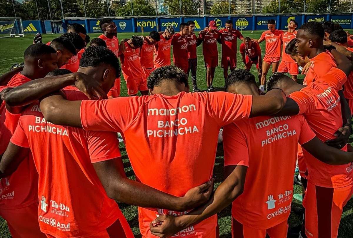 Barcelona se juega su futuro en Argentina