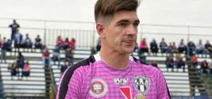 Ri&ntilde;a fatal entre futbolistas en Argentina termina con un arquero apu&ntilde;alado