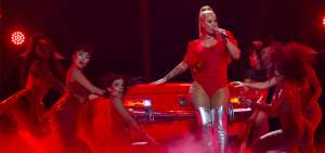 La rapera Iggy Azalea fue la artista m&aacute;s ovacionada durante de la gala de premios de la cadena MTV.