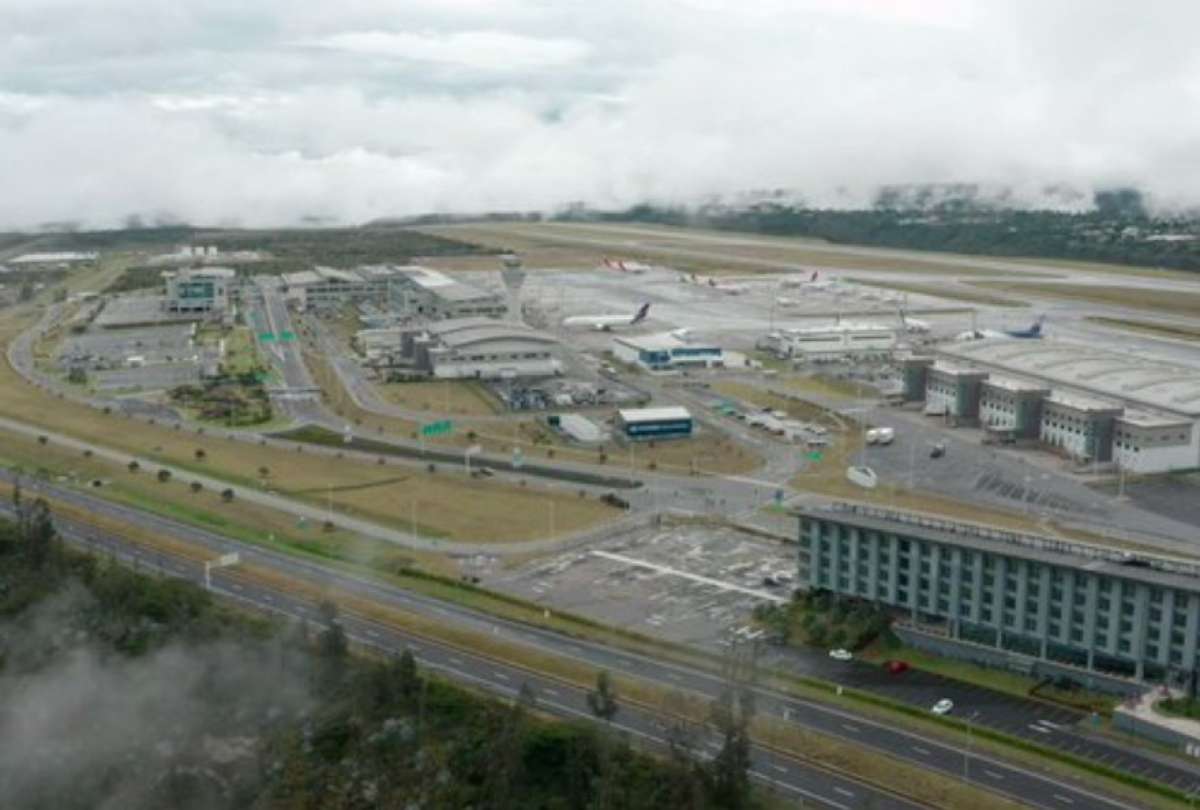 La pista del aeropuerto cerrar&aacute; este s&aacute;bado 6 de junio.